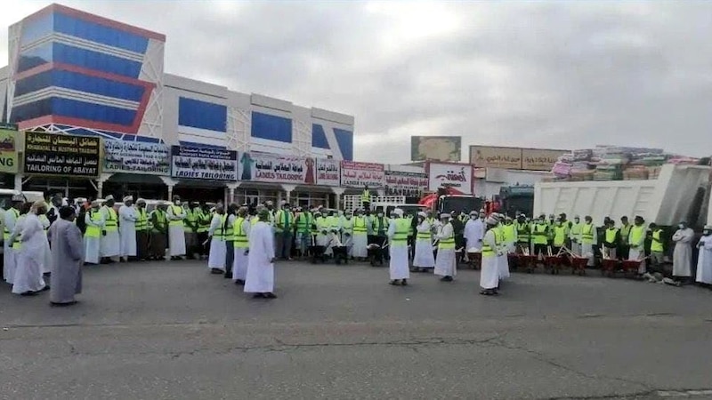 مثقفون ومواطنون عرب يثنون على تكاتف العمانيين في مواجهه شاهين