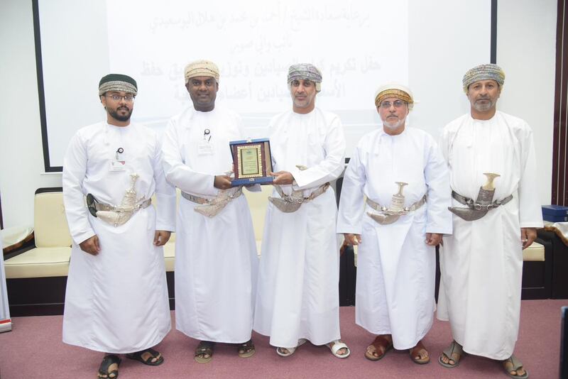 ضمن مبادرات المسؤولية الاجتماعية: بنك مسقط يعزز شراكته مع الجمعية العُمانية للصيادين بهدف تطوير عمل الصيادين في صور