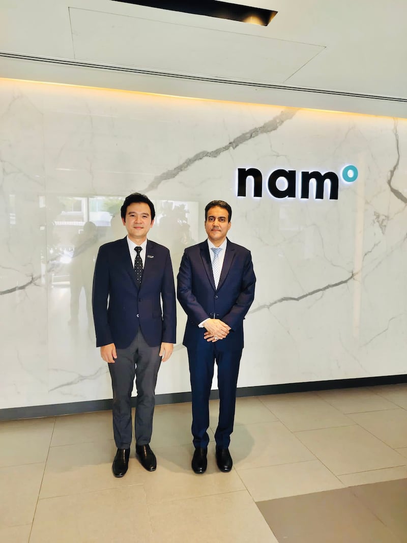 بحث إمكانية الاستثمار مع شركة تايلندية متخصصة في المعدّات والمستلزمات الطبية