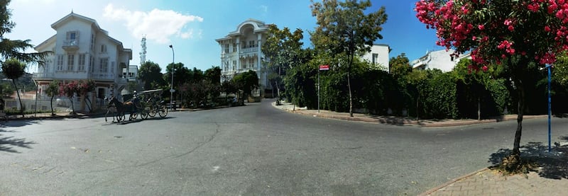 ما المدينة ذات الـ 3500 مسجد و84 متحفا و 10 قصور؟