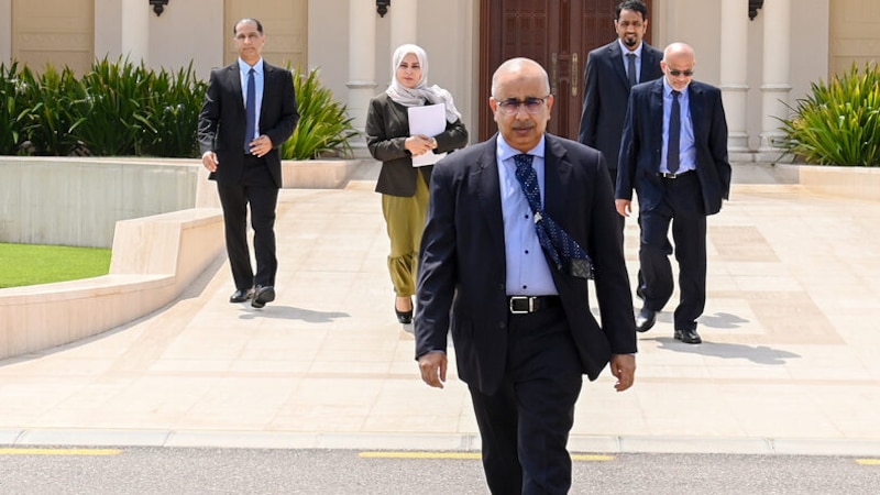 بتكليف من جلالة السلطان: وزير الصحة يتوجه إلى أمريكا