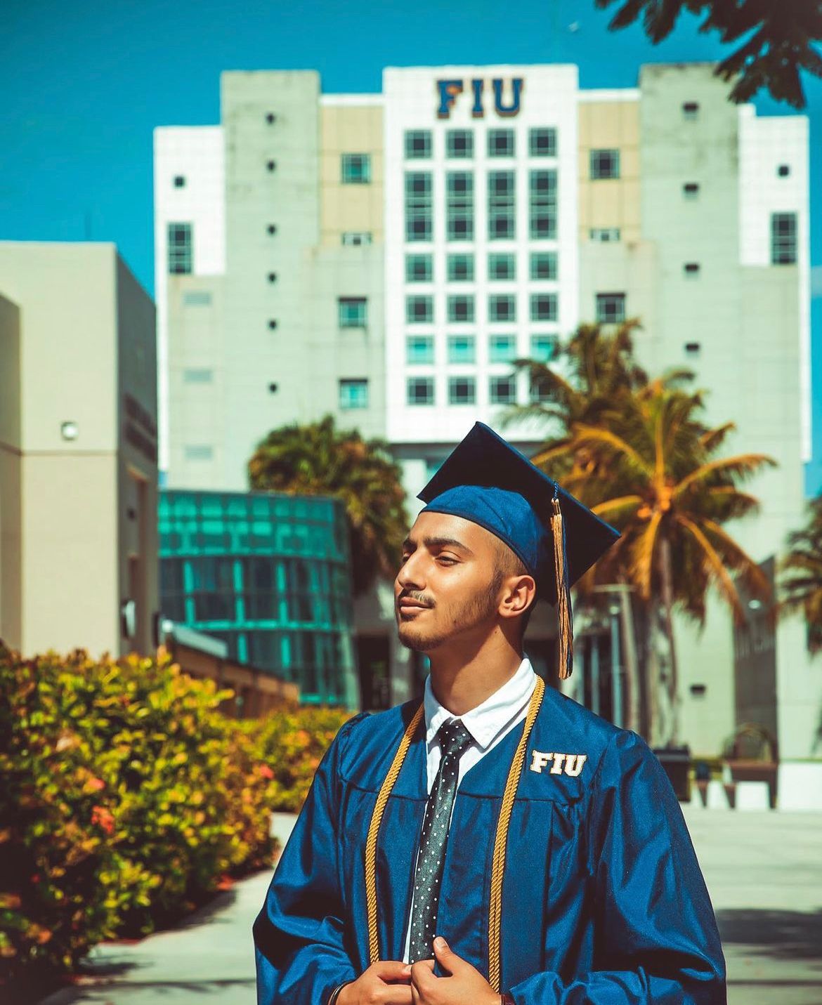 أوصى بنشر مقاطعه المرئية بعد وفاته: قصة شاب عُماني مع “السرطان”