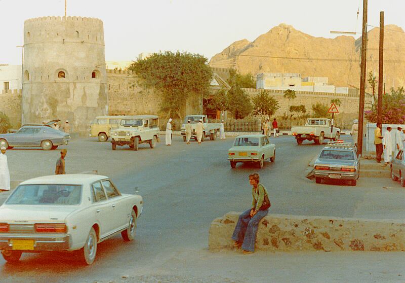 بالصور: ماذا تعرف عن بوابات مسقط؟