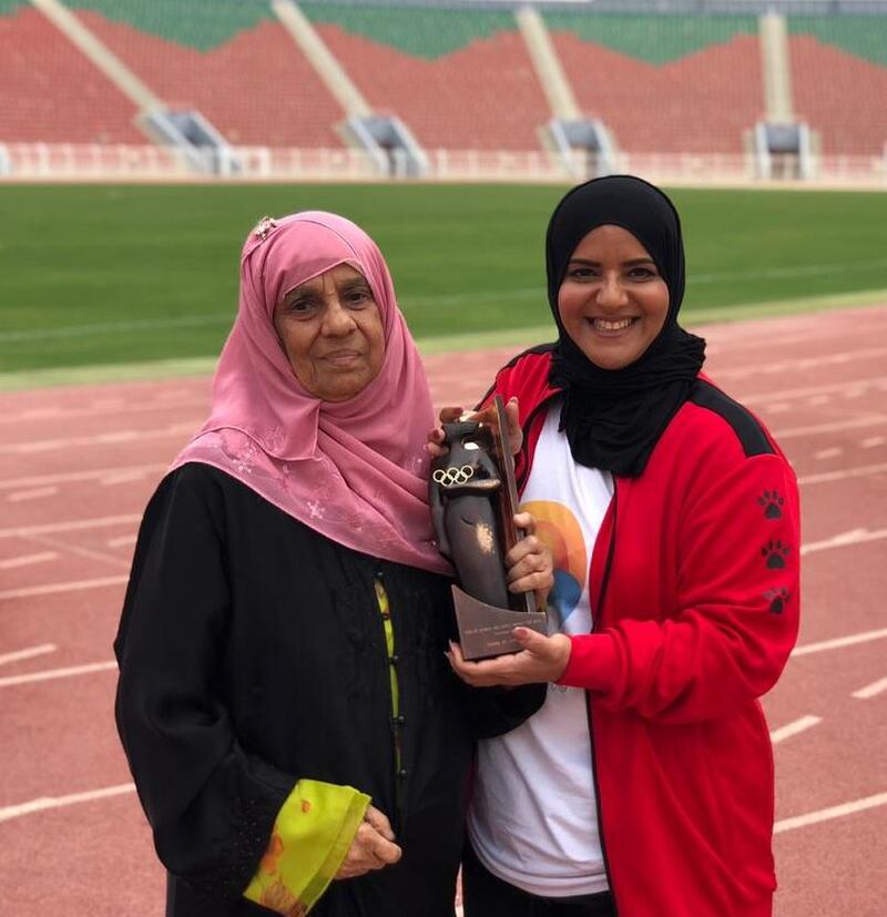 العُمانية التي تم تكريمها في الأمم المتحدة تؤكد: بحجابي ولبسي المحتشم أستطيع ممارسة نشاطاتي ورياضتي المفضلة