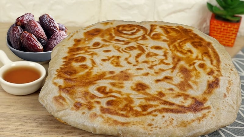 5 أنواع للخبز العُماني؛ فأيّها تفضّل لمائدتك الرمضانية؟