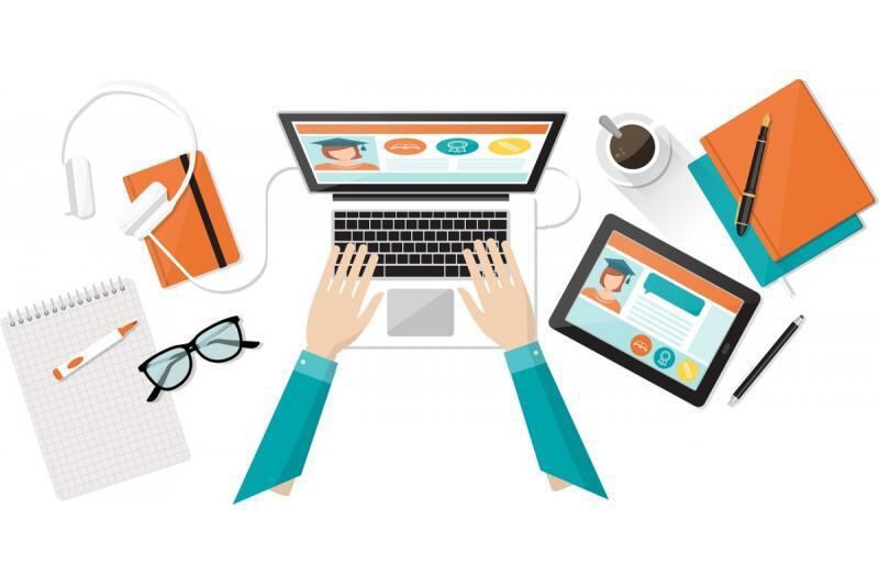 عائشة المجعلية تكتب: اطلبـوا العلـم ولـو عـن بُعـد