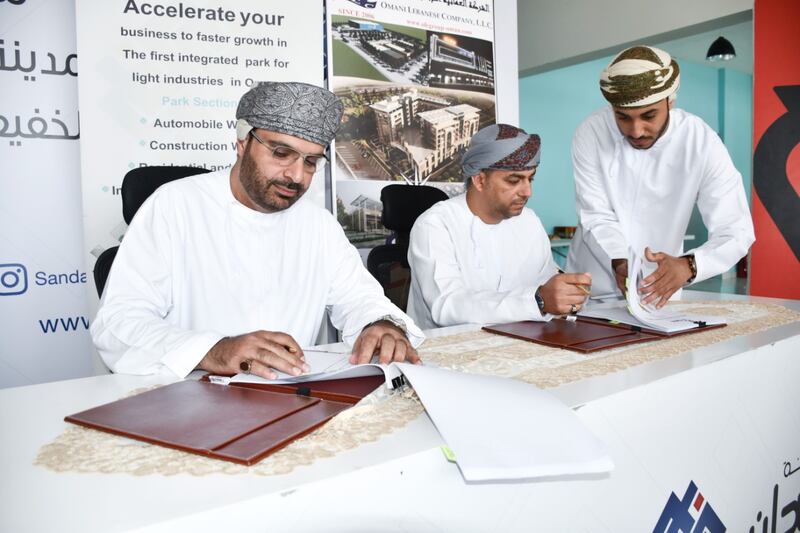 منها صالة مزاد تعمل إلكترونيًا: أعمال توسعية في “سندان”