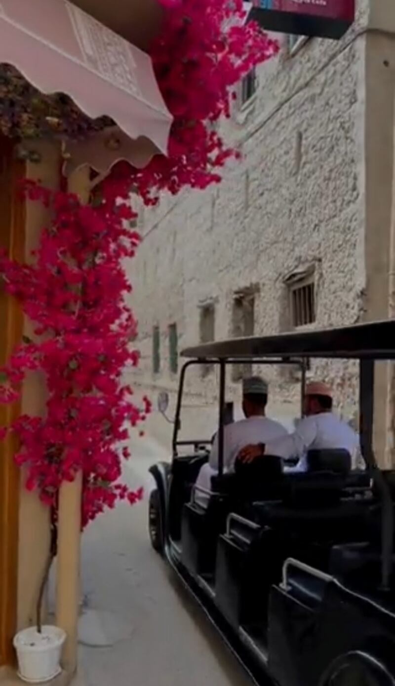 نزوى “تتكلم عربي” ويجب أن نعود إليها مرة ثانية وثالثة وعاشرة