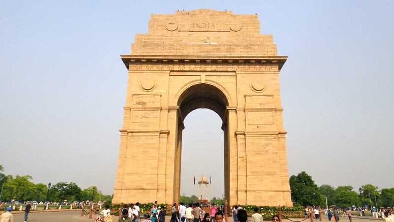 سفارة السلطنة في الهند تصدر تنبيهًا للمواطنين