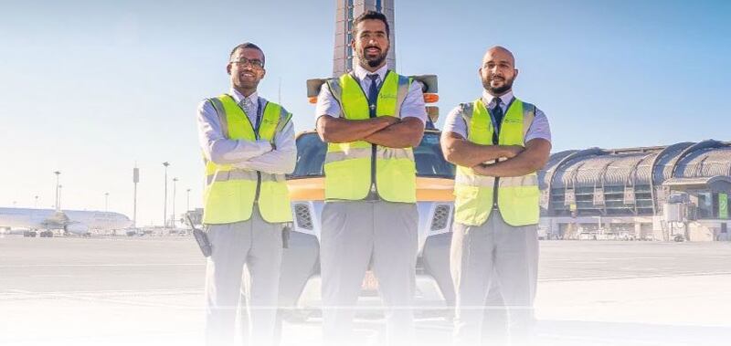 إذا كنت ترغب بالانضمام إلى مطارات عمان، فلديهم 13 فرصة وظيفية