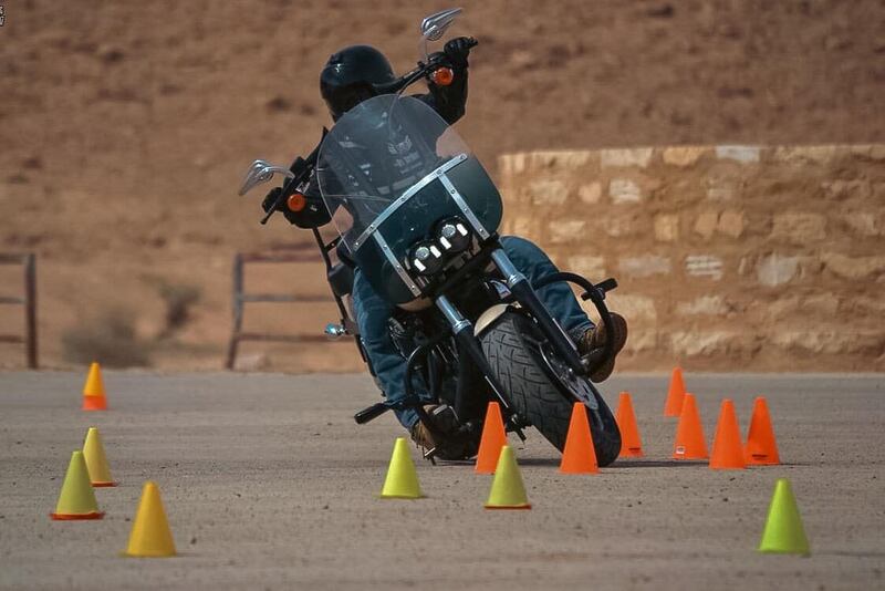 إضافة فصل جديد في قانون المرور بشأن تعليم سياقة الدراجات؛ إليك تفاصيله