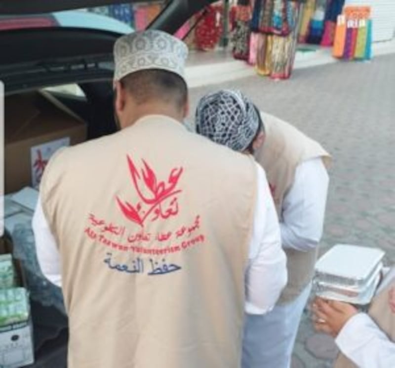 حافلة “تحفظ النعمة”.. وتوزّعها على المستحقين