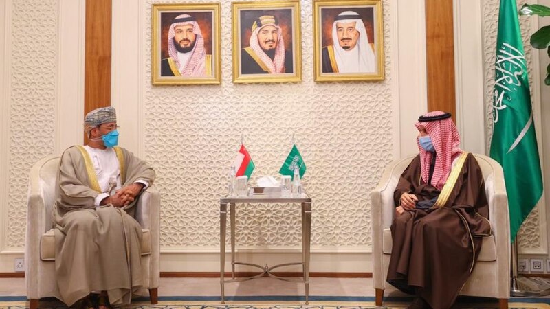 السيد بدر يصل الرياض ويلتقي بوزير الخارجية السعودية