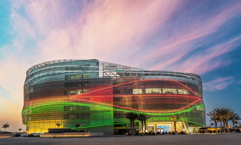 تصنيفات ائتمانية عالية لعمانتل من موديز وفيتش