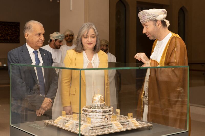 عبر اتفاقيتين: معرض عماني في فلسطين وركن خاص لها في المتحف الوطني