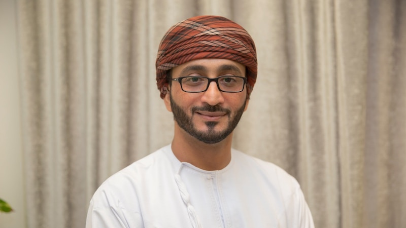 هلال الزيدي يكتب: “أليس فيكم رجلٌ رشيد”؟