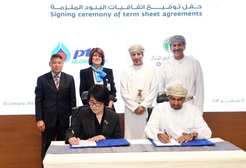 العين على الغاز العماني: شركتان تايلندية وفرنسية توقعان اتفاقيات لاستيراده