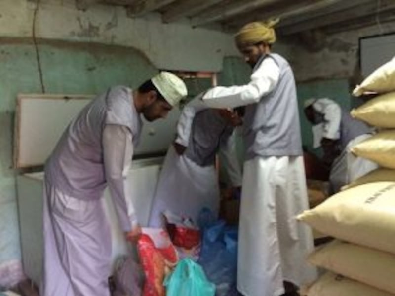 بالصور.. بلاغ من مواطن عن وافدين يكشف المستور