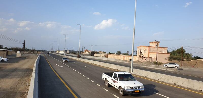 افتتاح ازدواجية وصلة جديدة في طريق الباطنة السريع