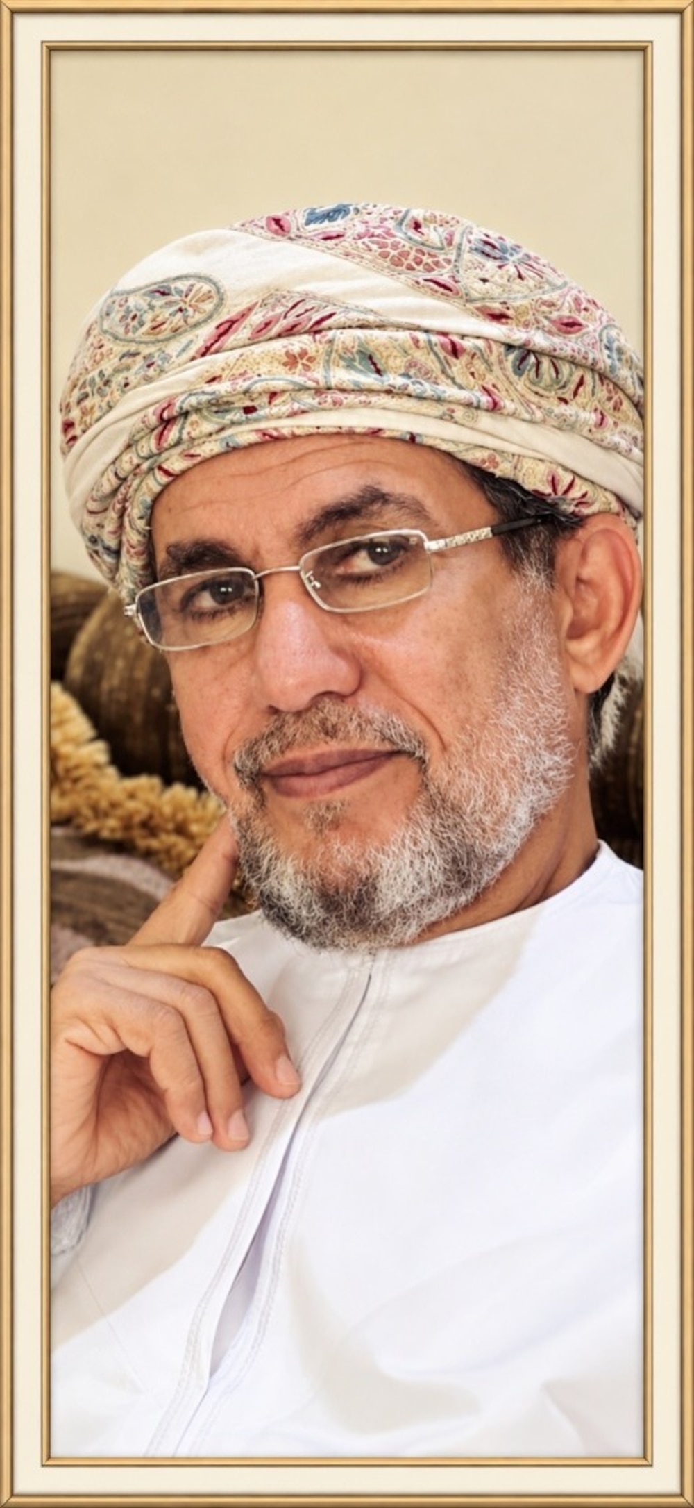 صورة أرشيفية حديثة للأستاذ سالم بن حمدان الحجري