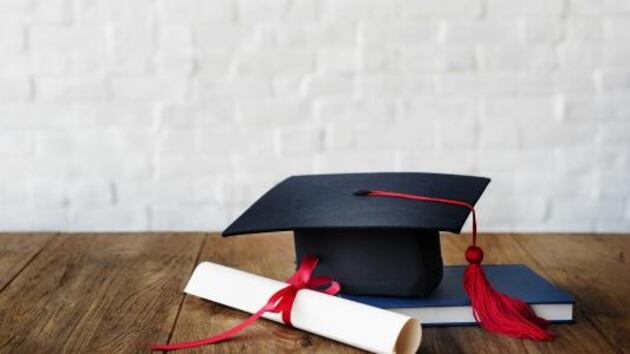 إيقاف البرنامج الوطني للدراسات العليا