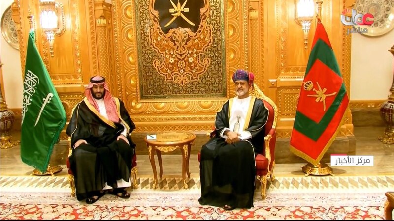 جلالة السلطان وولي العهد السعودي يعقدان جلسة مباحثات رسمية