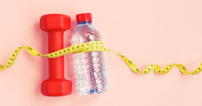 هل تشرب الماء بكثرة لإنقاص وزنك؟ اقرأ هذه المعلومات؛ فقد تغير رأيك