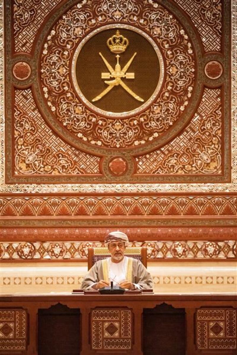 شمل توجيهات التقاعد واللجنة العليا: بيان عن اجتماع مجلس الوزراء برئاسة جلالة السلطان