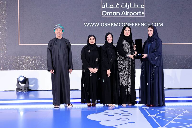 “أوشرم” تعلن أسماء الفائزين بجوائزها