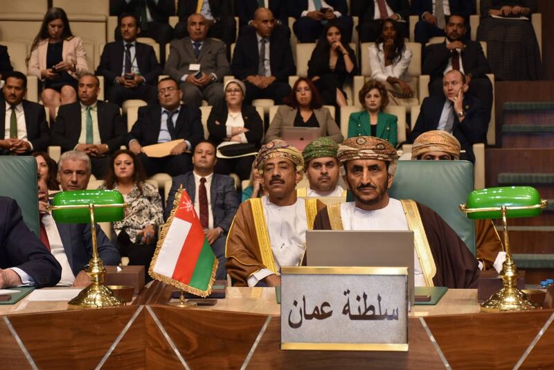انطلاق اجتماع عربي طارئ بمشاركة عُمانية