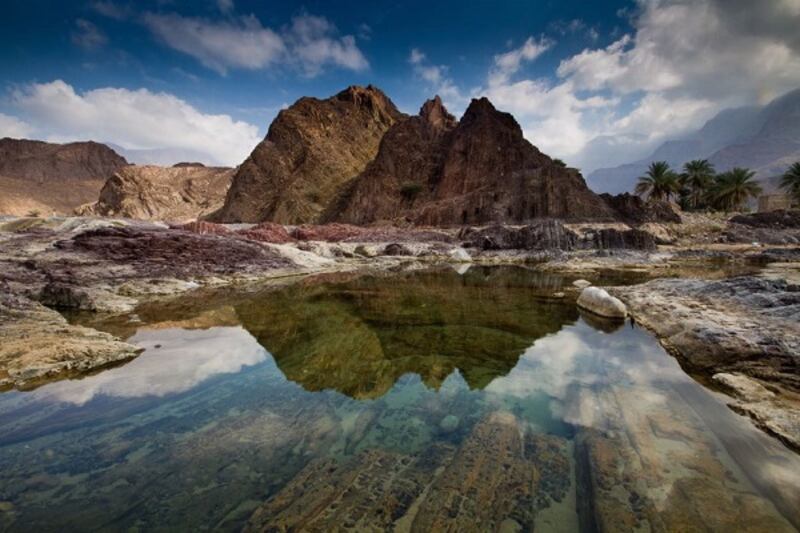 بالصور: جدول سياحي لـ 4 أيام يُمكّنك من اكتشاف محافظة جنوب الباطنة