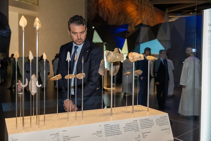 سفراء يعبرون عن انطباعهم بزيارة متحف عمان عبر الزمان