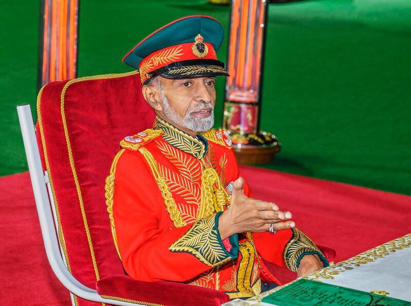 بالصور والفيديو الإطلالات البهية لجلالة السلطان في عام ٢٠١٨