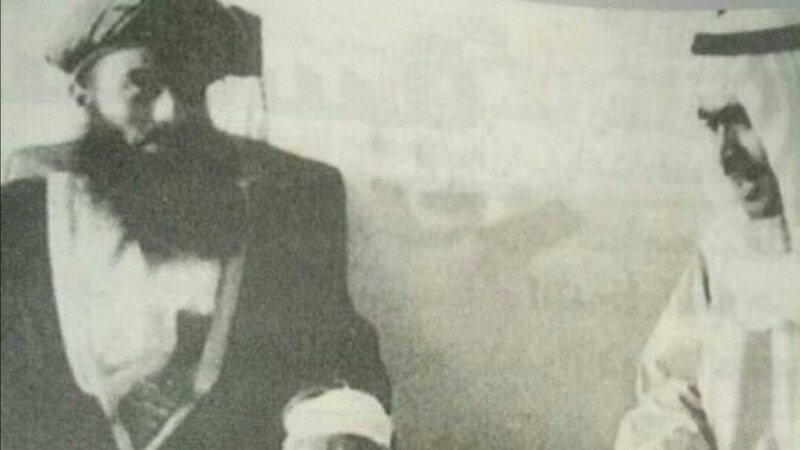 تضمّن 14 سؤالًا واستدراكًا واحدًا: تعرّف على تفاصيل حوار صحفي قِيل بأنه الأول للسلطان قابوس