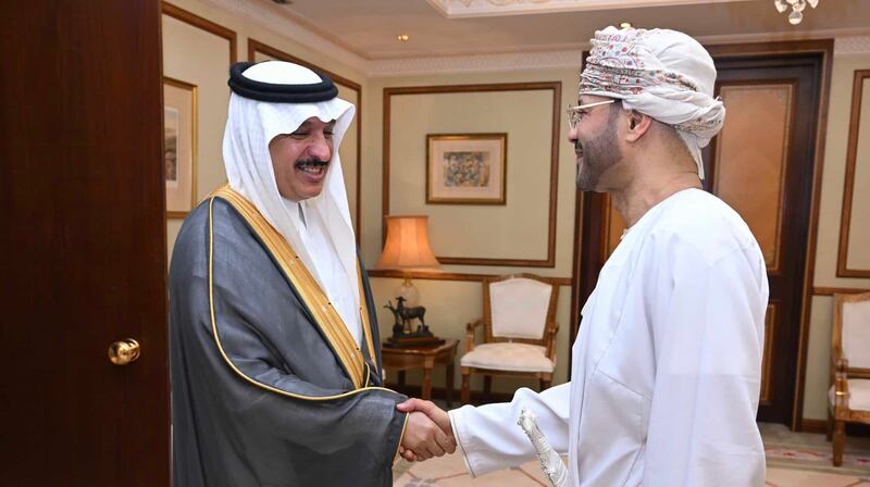 بينهم السفير السعودي: توديع 4 سفراء انتهت مهمات عملهم في سلطنة عمان