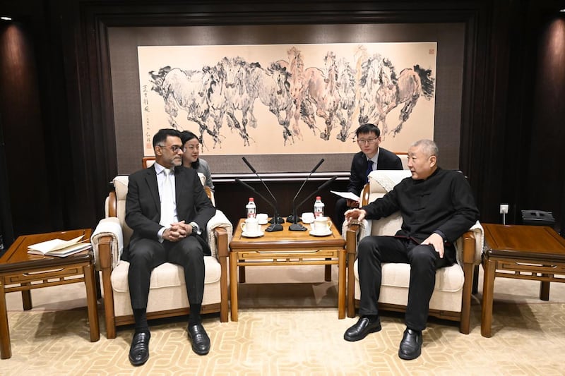 سعادة عزان البوسعيدي بحث آفاق التعاون مع نائب وزير الثقافة والسياحة الصيني