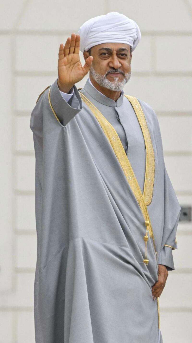 بالصور: الرئيس الألماني يستقبل جلالة السلطان