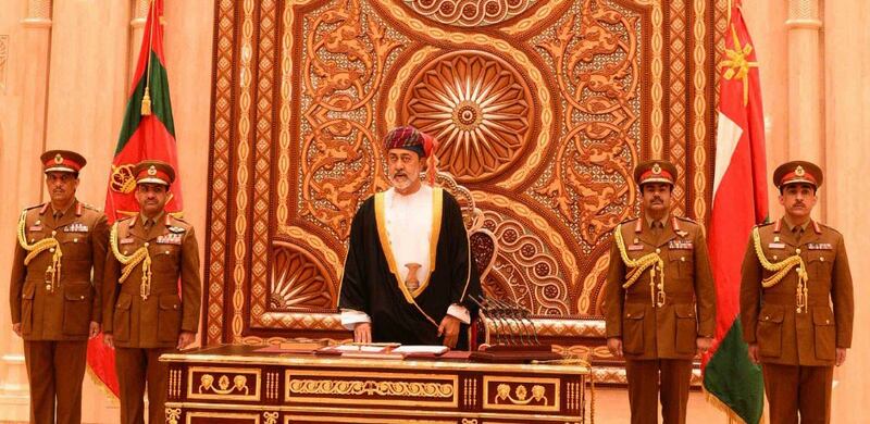 “عُمان كيان حضاري” و”استقبال دوق كامبريدج” قُبيل تولي مقاليد الحكم