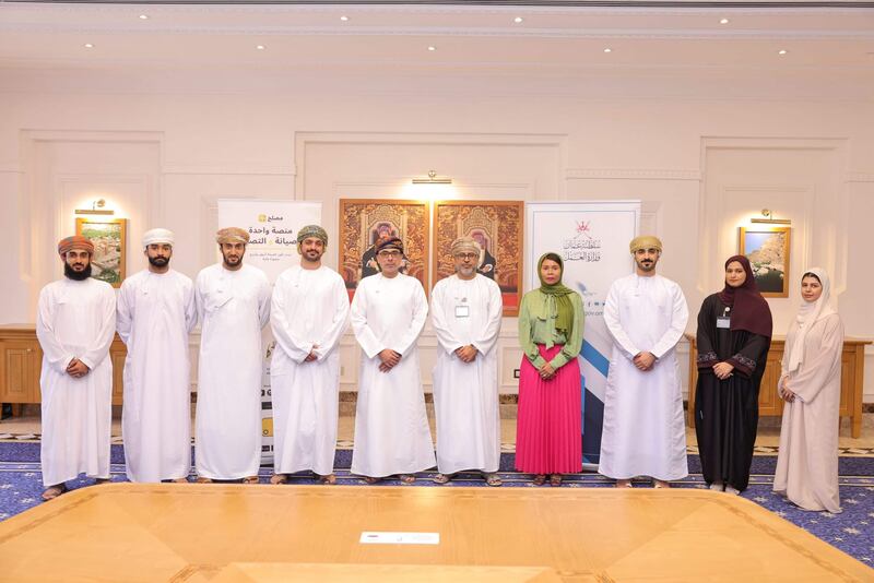 “العمل” و “مُصلّح” توقعان برنامجًا لتدريب وتأهيل 600 باحث عن عمل