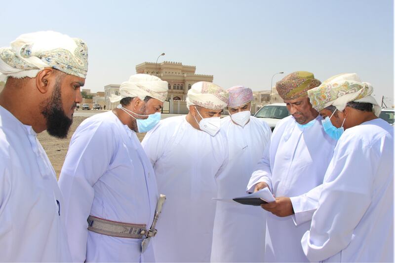 بالصور: وزير النقل يتفقد عددا من المشاريع