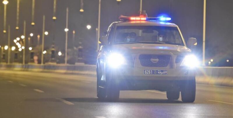 سلوكيات خاطئة تعيق الحركة المرورية والشرطة تتدخل