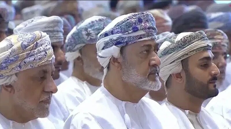 خطبة العيد أمام جلالته: أفاض الله علينا من كرمه في عمان الخير بثلاثية راسخة؛ قيادةٍ وشعبٍ وأرضٍ