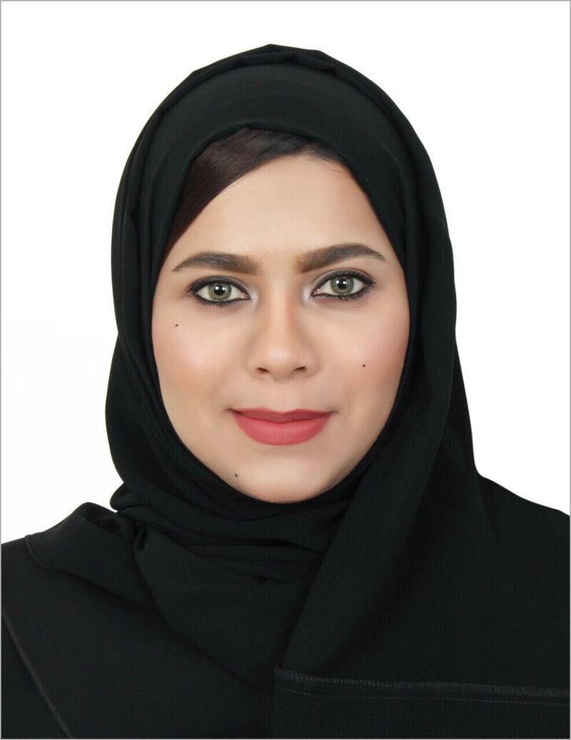 فنانتان عُمانيتان تحصدان الذهب والفضة في تايلاند