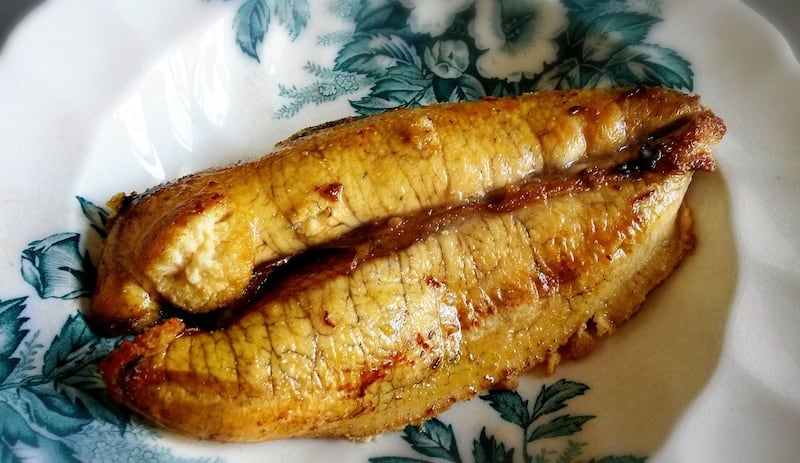 “بيض السمك” يؤكد البعض بأنها وجبة لذيذة؛ فهل جربتها؟