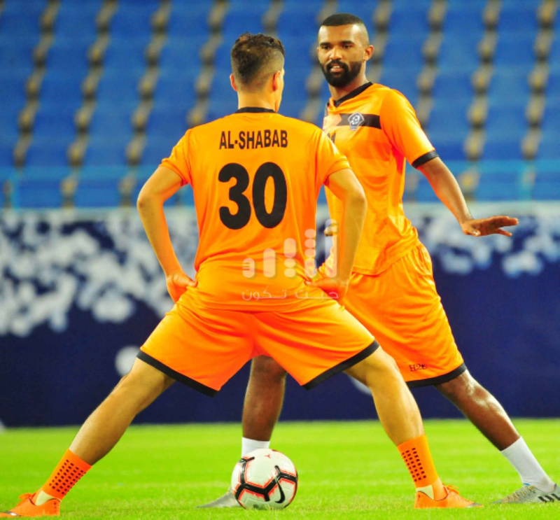 بالصور: الشباب العُماني يواصل تحضيراته لمواجهة بطل الدوري السعودي في البطولة العربية