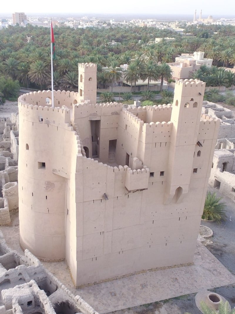 بها سجن “المطمرة”: تعرّف على قلعة “الفيقين” التي بُنيت قبل أكثر من 400 عام