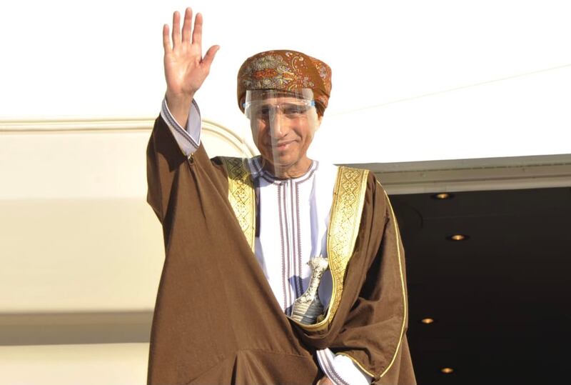 ‏سمو السيد فهد يتوجه إلى السعودية