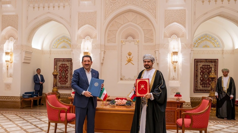 ما أهمية اتفاقية الأفضليات التجارية بين سلطنة عُمان وإيران؟