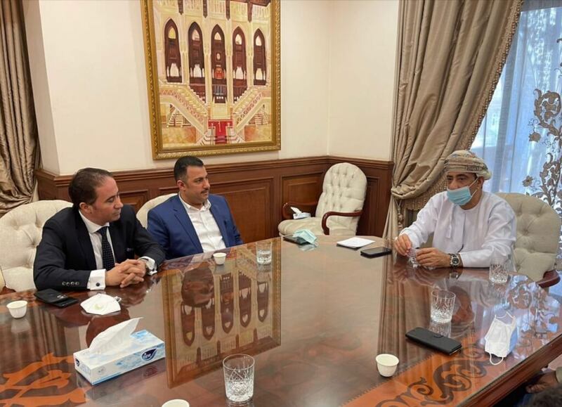 سفيرنا بالقاهرة يبحث مجالات الاستثمار مع جمعية رجال الأعمال المصريين العمانيين