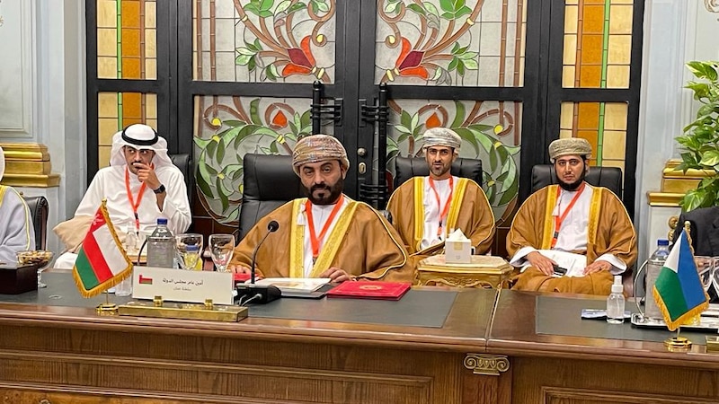 مشاركة عمانية في مؤتمر سنوي عربي